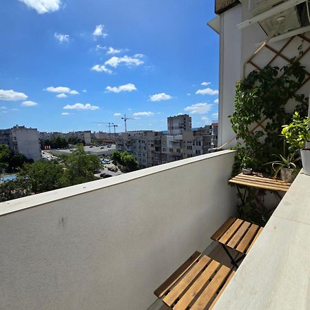 Cozy Apartment With Balcony On The Black Sea- Part Of The Family 'Vicki Apart ヴァルナ エクステリア 写真